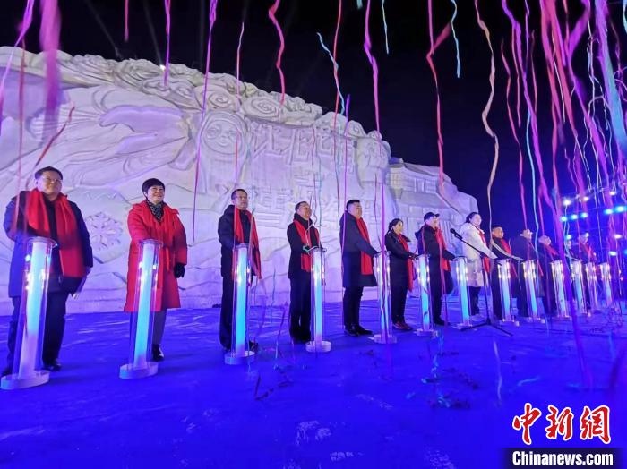 啟動(dòng)儀式現(xiàn)場。　趙桂華 攝