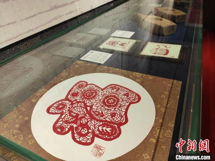 圖為廣東剪紙《福》 陳楚紅 攝