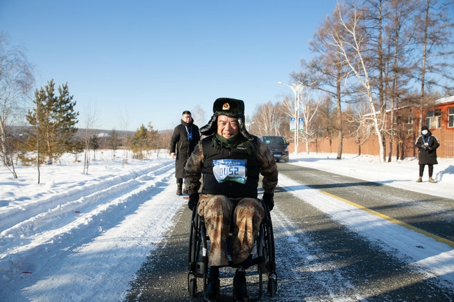 中共黨員、一等功榮立者王曙光不畏嚴(yán)寒，挑戰(zhàn)自我（王鵬）.jpg