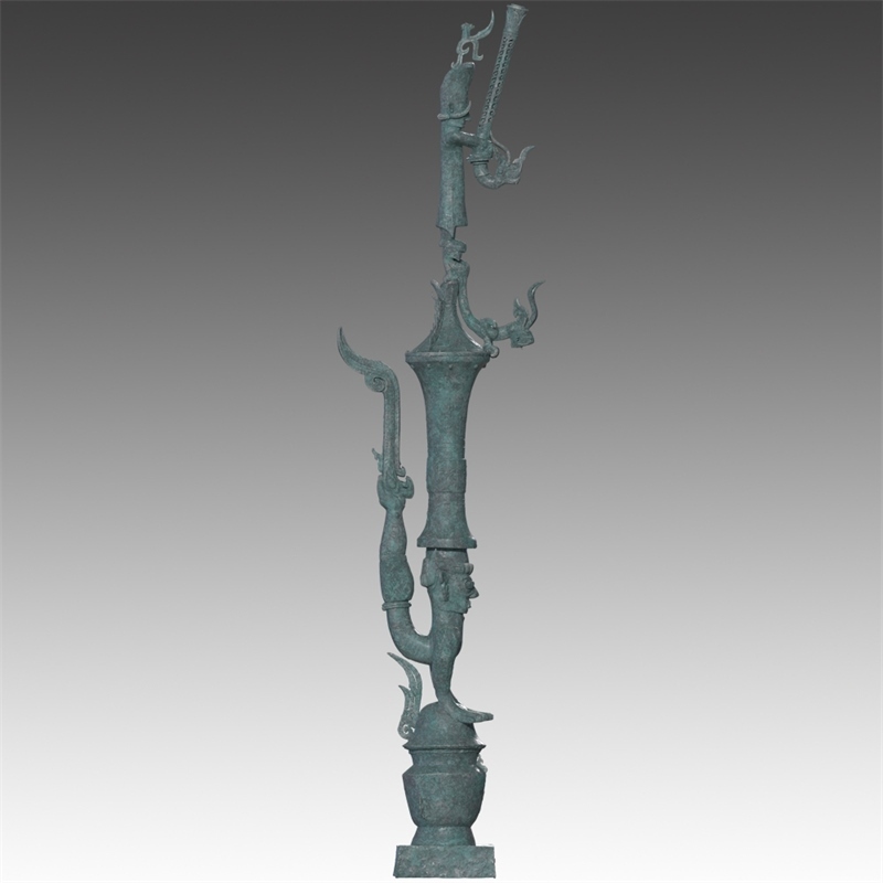 銅罍座倒立鳥(niǎo)足頂尊神像。四川省文物考古研究院供圖