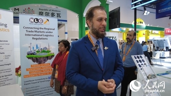 9月2日，巴基斯坦駐華使館商務參贊古拉姆·卡迪爾接受人民網(wǎng)記者采訪。人民網(wǎng)記者 趙雯博攝