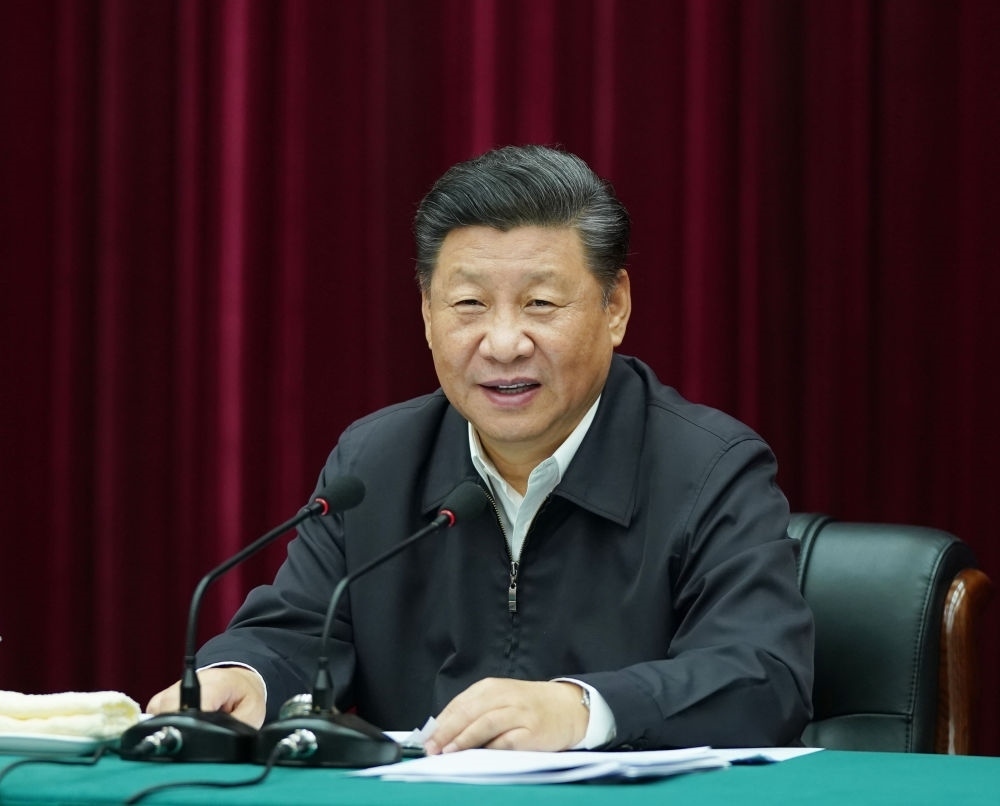 2019年9月18日上午，中共中央總書記、國家主席、中央軍委主席習(xí)近平在鄭州主持召開黃河流域生態(tài)保護(hù)和高質(zhì)量發(fā)展座談會(huì)并發(fā)表重要講話。新華社記者 謝環(huán)馳 攝