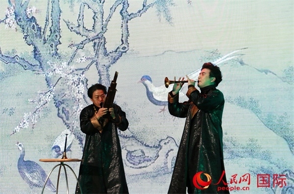 嗩吶表演《百鳥朝鳳》。人民網(wǎng) 許可攝