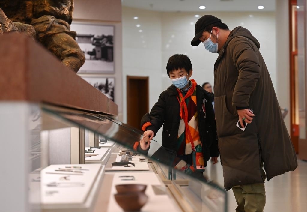 2024年1月29日，市民在平津戰(zhàn)役紀念館參觀。