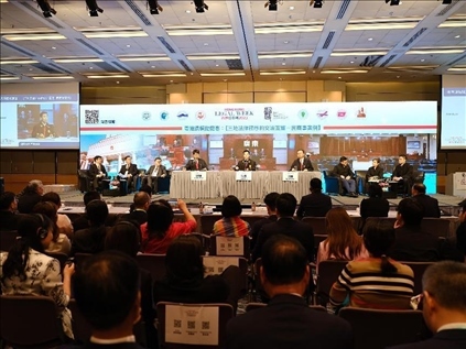 2023香港法律周，粵港澳三地聯(lián)合模擬庭審民商事案例，交流互鑒法律程序等問(wèn)題。
