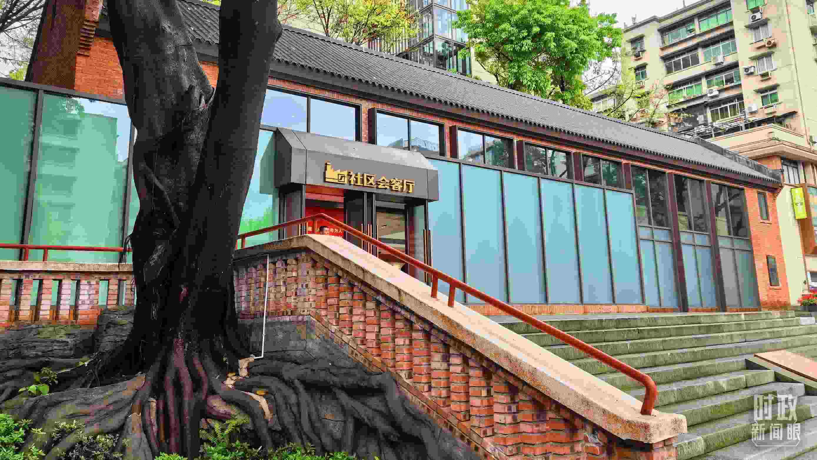 △民主村社區(qū)會(huì)客廳。（總臺(tái)央視記者程鋮拍攝）