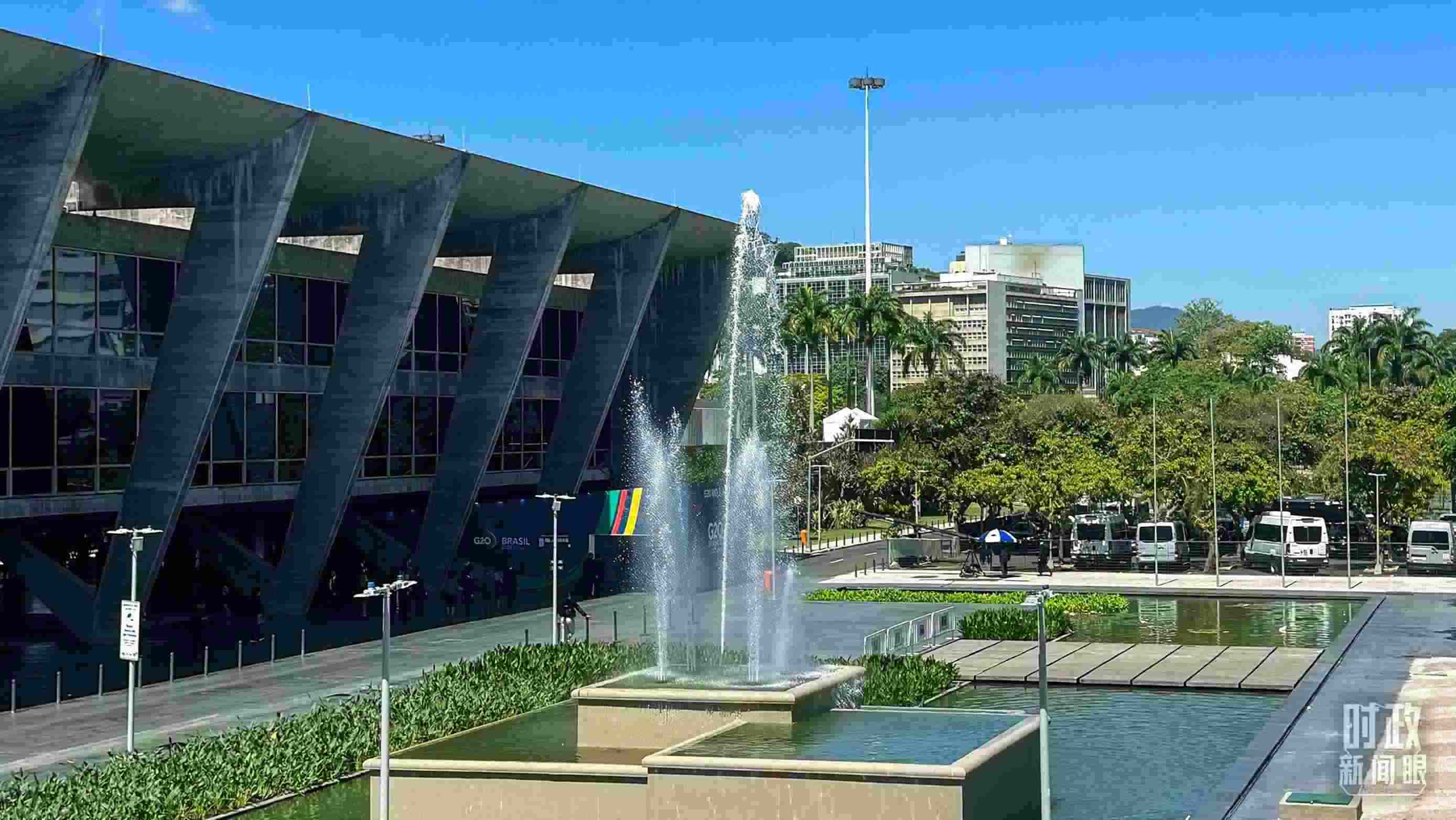 △G20峰會(huì)舉辦地，巴西里約熱內(nèi)盧現(xiàn)代藝術(shù)博物館。（總臺(tái)央視記者趙怡彬拍攝）